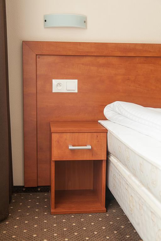 Papaver Hotel Ślesin Oda fotoğraf